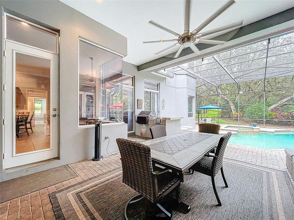 En Venta: $1,675,000 (5 camas, 3 baños, 4767 Pies cuadrados)