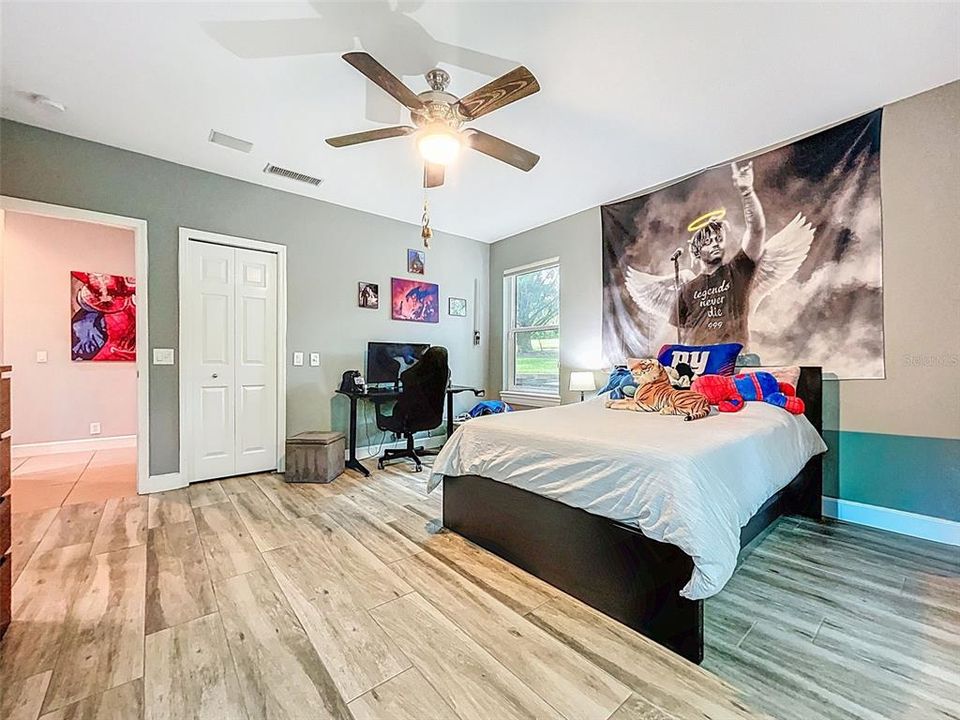 En Venta: $1,675,000 (5 camas, 3 baños, 4767 Pies cuadrados)