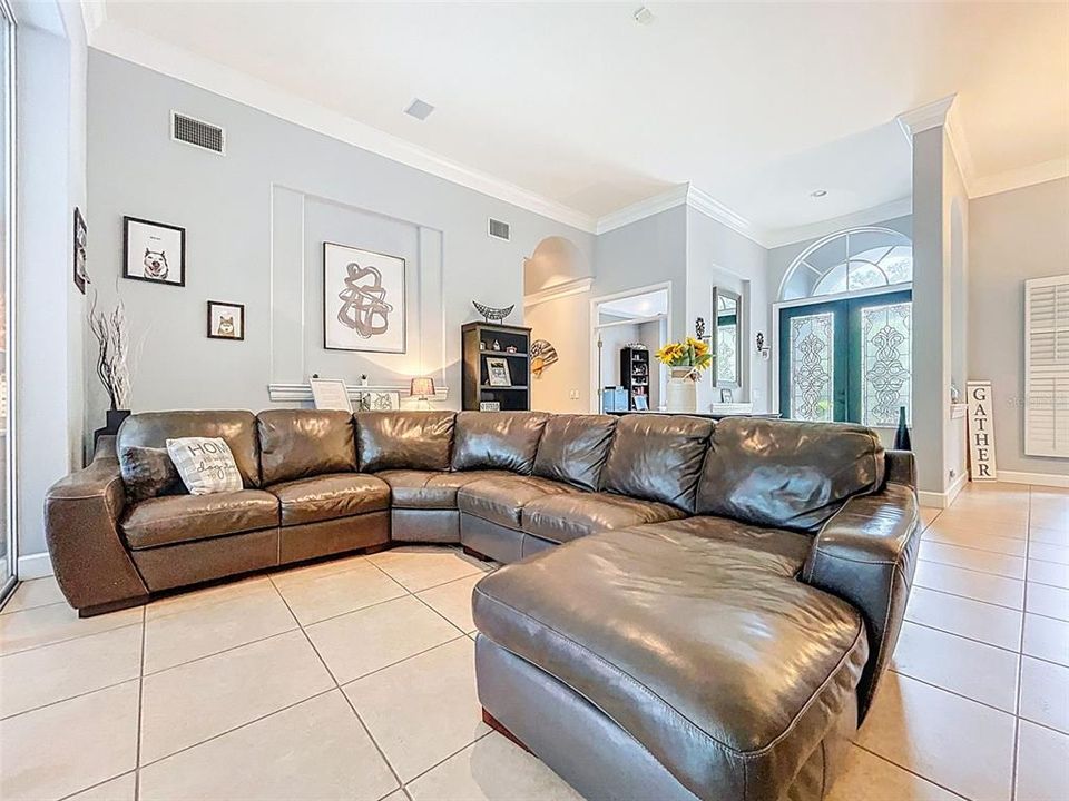 En Venta: $1,675,000 (5 camas, 3 baños, 4767 Pies cuadrados)