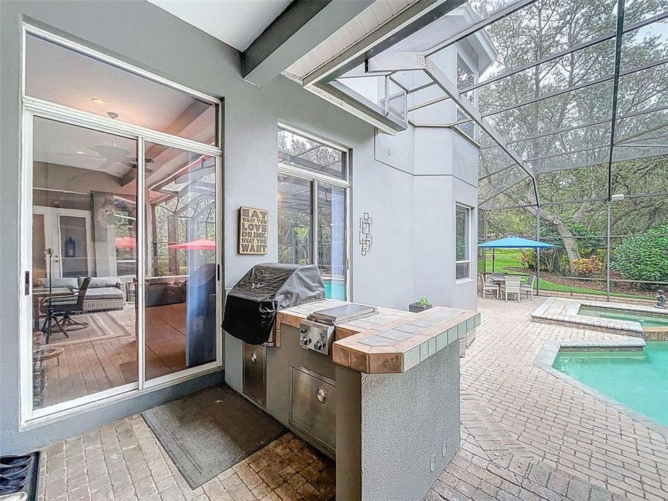 En Venta: $1,675,000 (5 camas, 3 baños, 4767 Pies cuadrados)