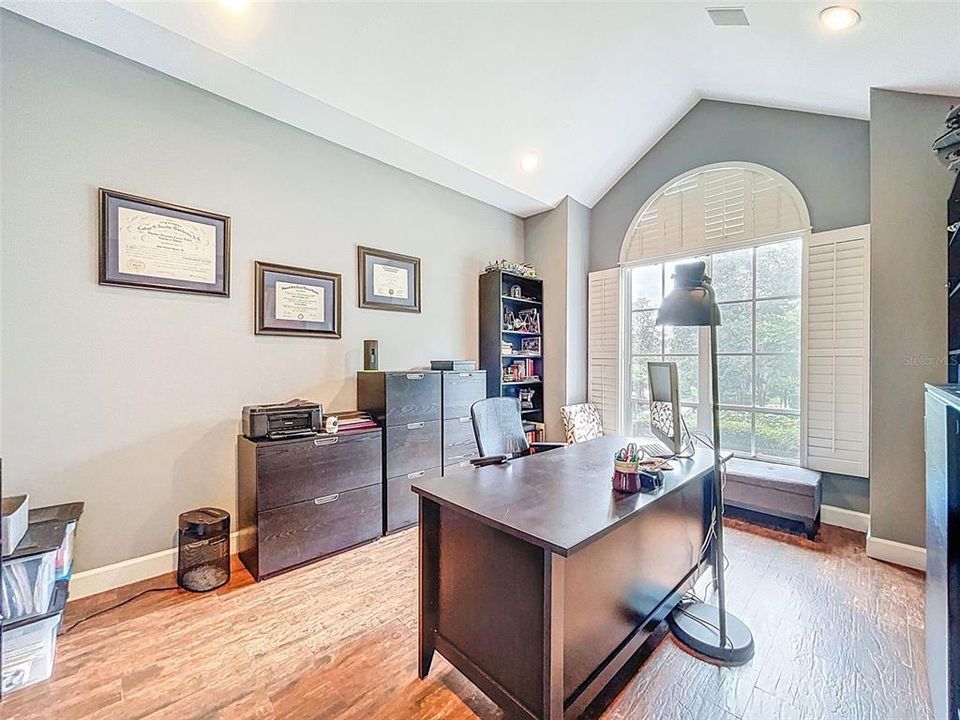 En Venta: $1,675,000 (5 camas, 3 baños, 4767 Pies cuadrados)