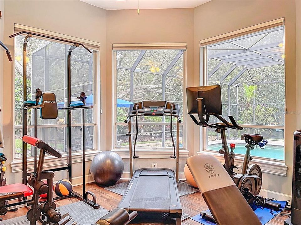 En Venta: $1,675,000 (5 camas, 3 baños, 4767 Pies cuadrados)