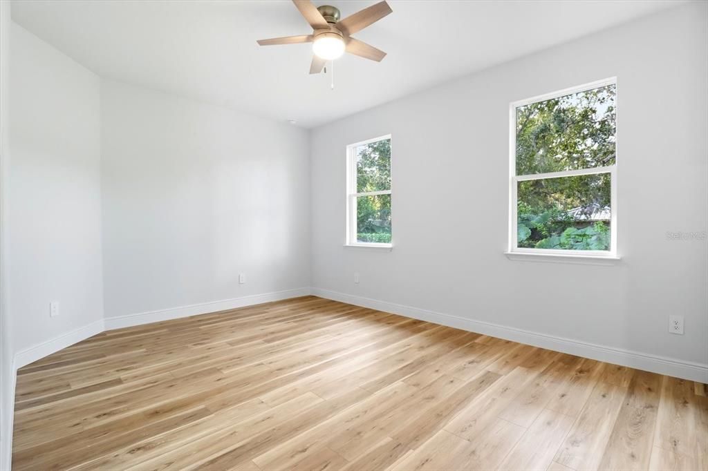 En Venta: $315,000 (3 camas, 2 baños, 1652 Pies cuadrados)