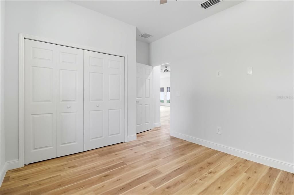 En Venta: $315,000 (3 camas, 2 baños, 1652 Pies cuadrados)