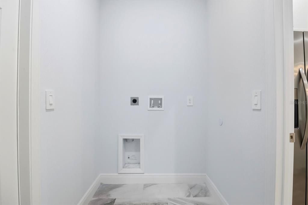 En Venta: $315,000 (3 camas, 2 baños, 1652 Pies cuadrados)