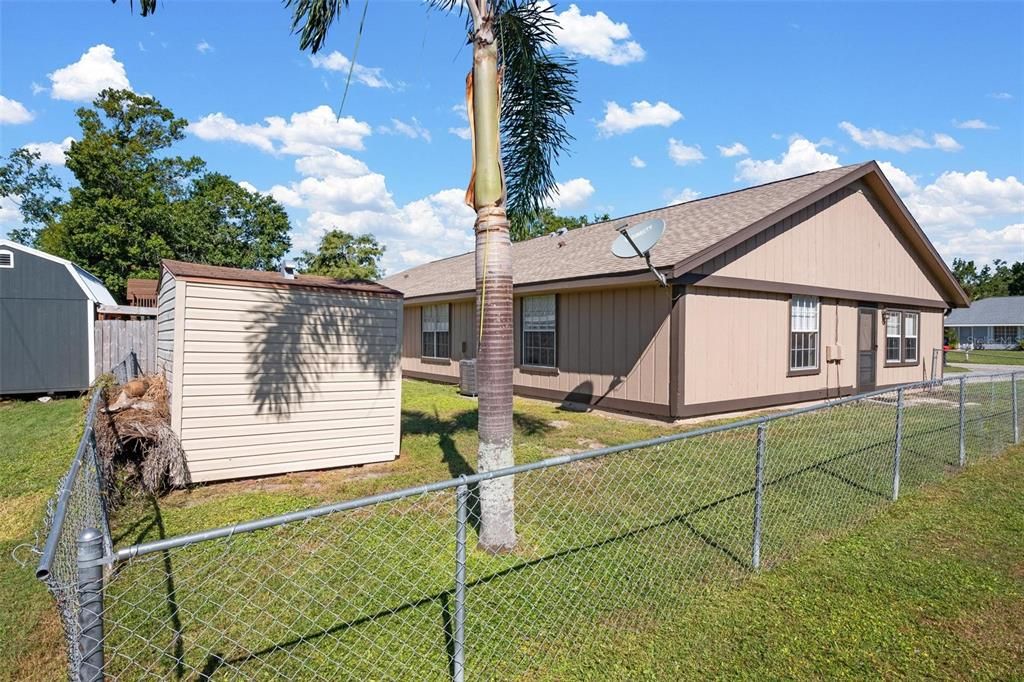 Activo con contrato: $199,900 (2 camas, 2 baños, 1326 Pies cuadrados)