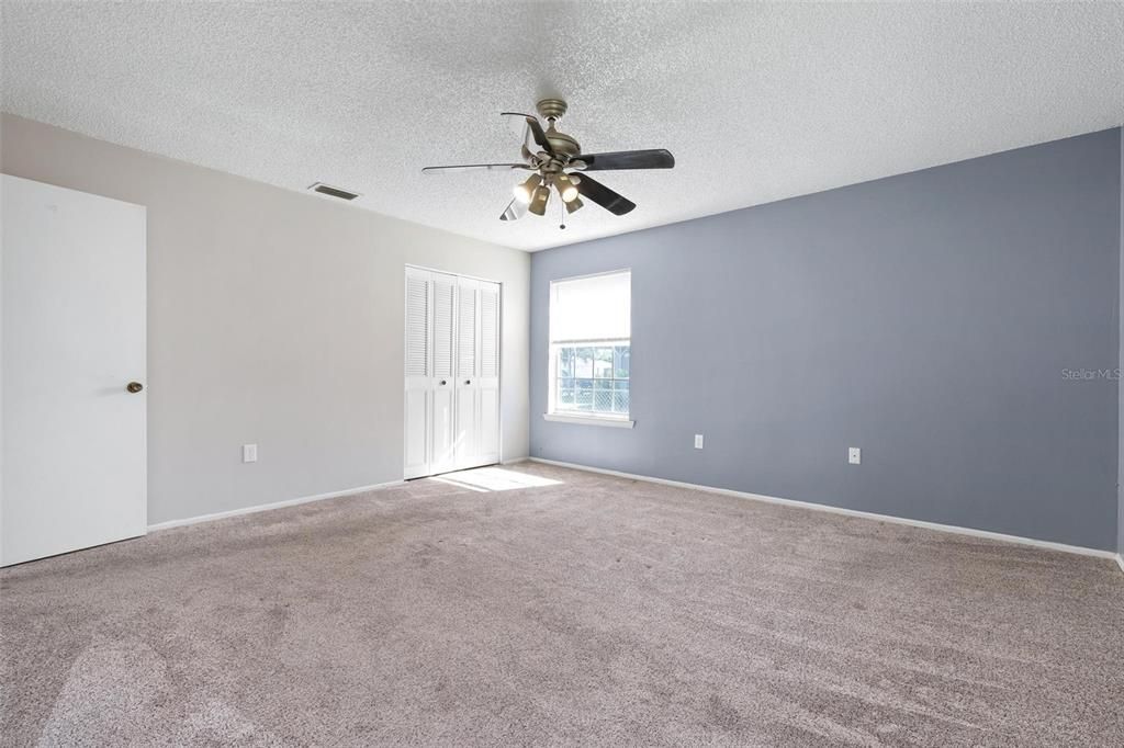 Activo con contrato: $199,900 (2 camas, 2 baños, 1326 Pies cuadrados)