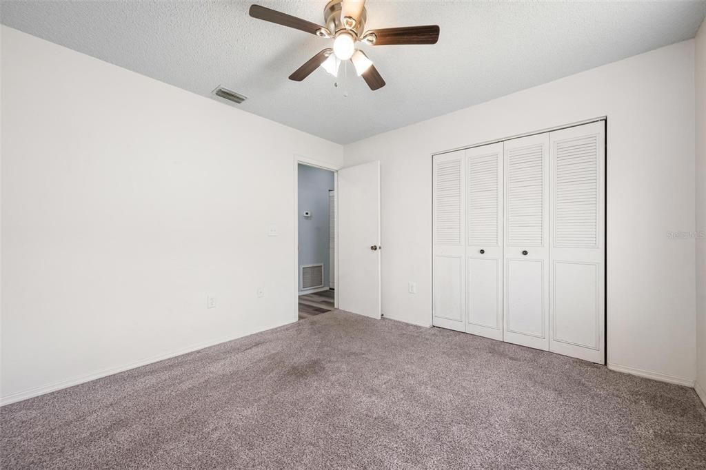 Activo con contrato: $199,900 (2 camas, 2 baños, 1326 Pies cuadrados)