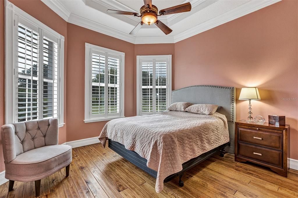 For Sale: $1,885,000 (3 beds, 2 baths, 4020 Square Feet)