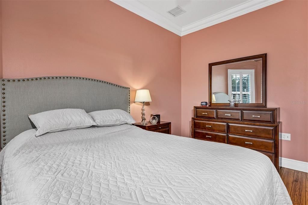 For Sale: $1,885,000 (3 beds, 2 baths, 4020 Square Feet)