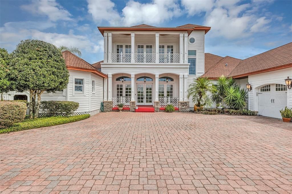 For Sale: $1,885,000 (3 beds, 2 baths, 4020 Square Feet)