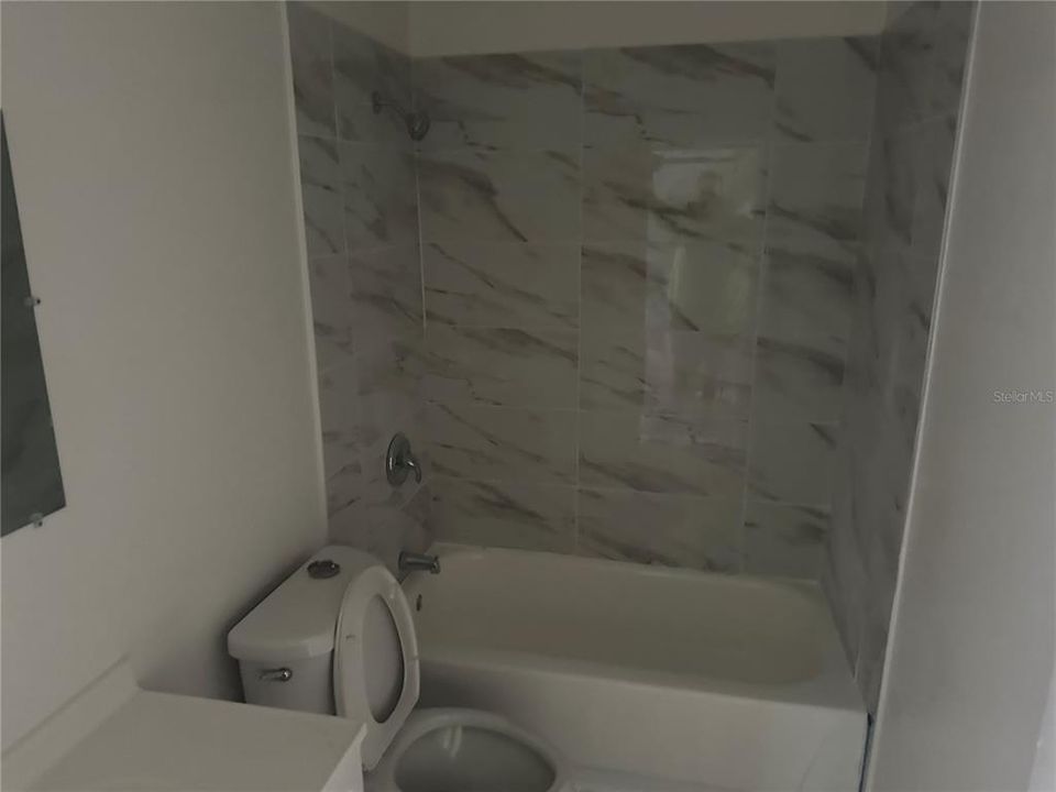 For Rent: $1,150 (4 beds, 4 baths, 1736 Square Feet)