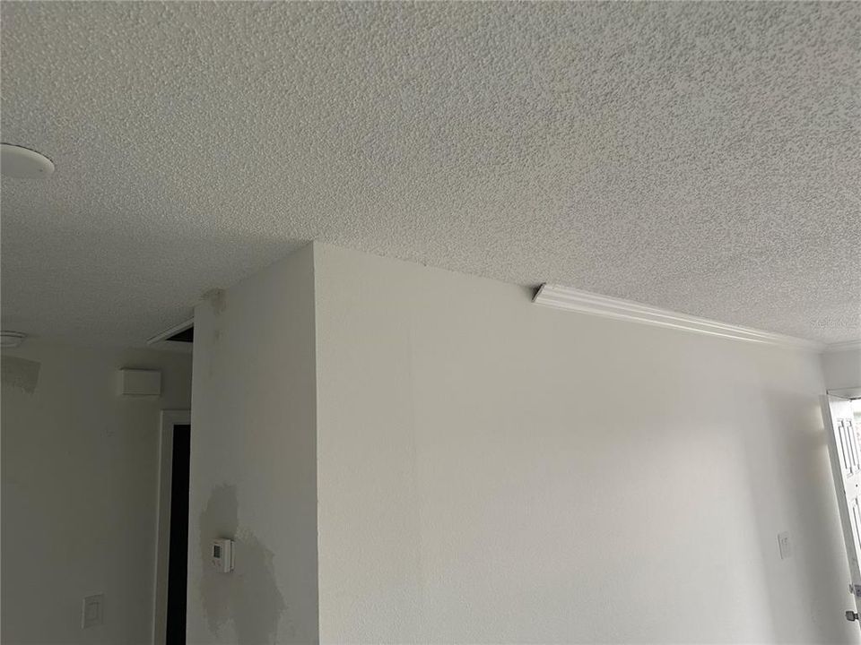 For Rent: $1,150 (4 beds, 4 baths, 1736 Square Feet)