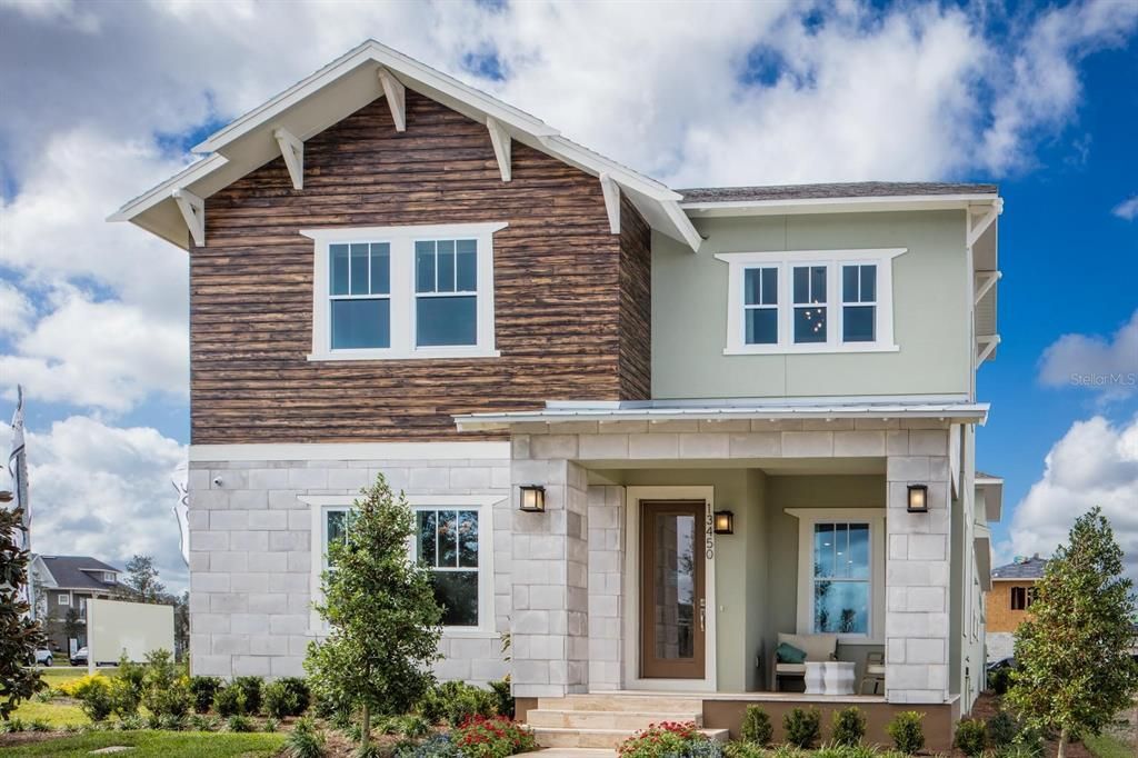 Под контрактом: $798,825 (5 спален, 4 ванн, 3614 Квадратных фут)