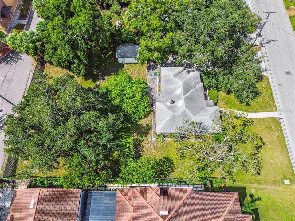 Под контрактом: $950,000 (2 спален, 1 ванн, 1511 Квадратных фут)