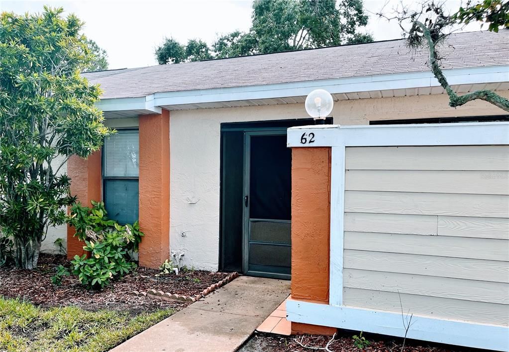 出租: $1,500 (2 贝兹, 2 浴室, 954 平方英尺)