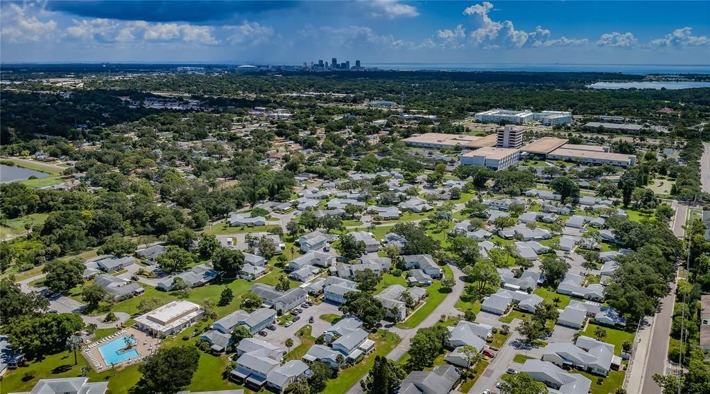 Под контрактом: $224,900 (2 спален, 2 ванн, 1180 Квадратных фут)