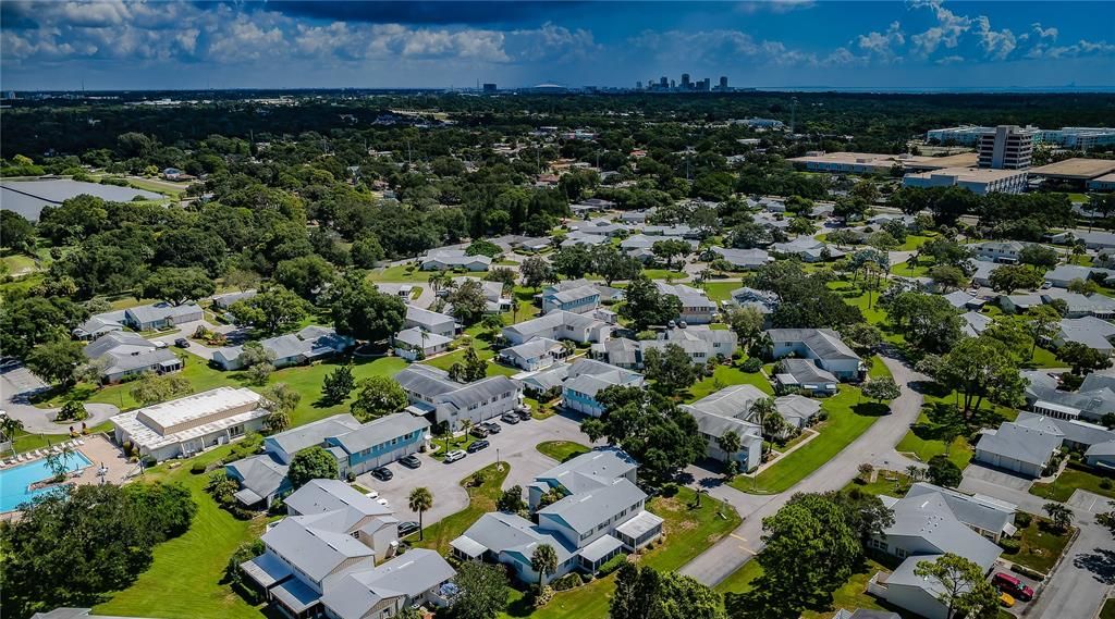 Под контрактом: $224,900 (2 спален, 2 ванн, 1180 Квадратных фут)