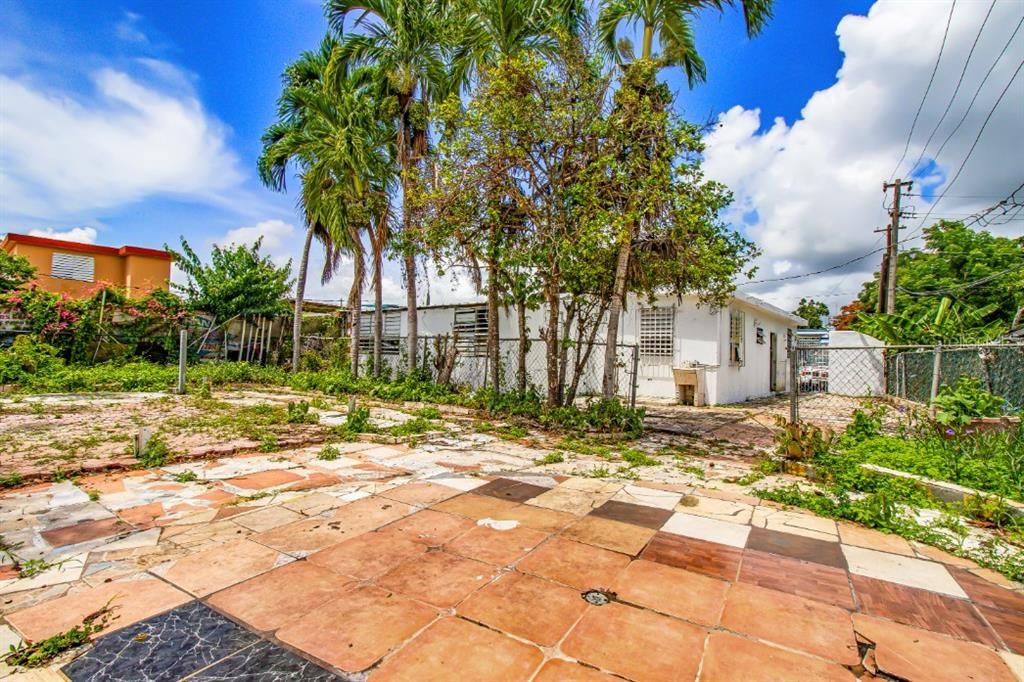 For Sale: $148,500 (3 beds, 1 baths, 1000 Square Feet)