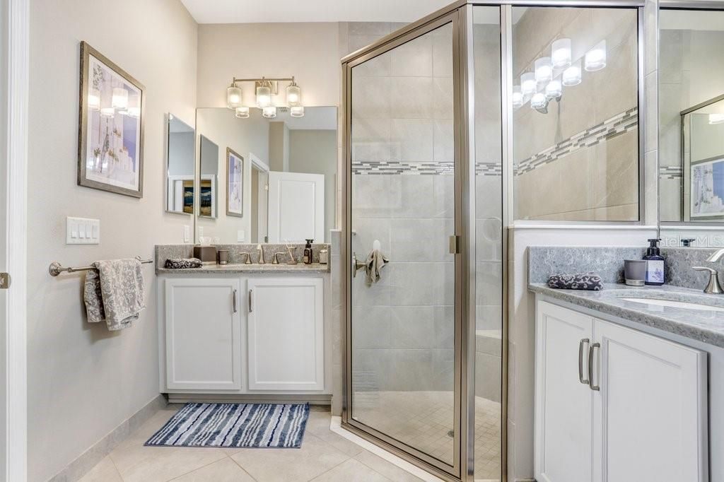 На продажу: $365,000 (2 спален, 2 ванн, 1648 Квадратных фут)