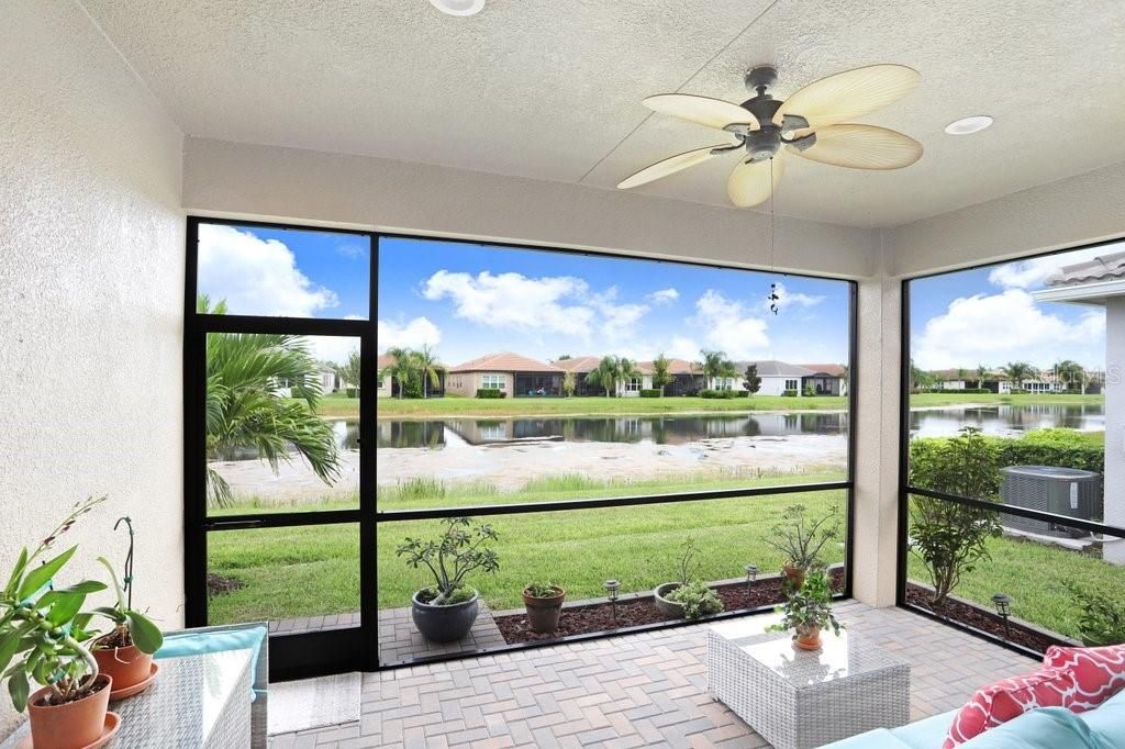 На продажу: $365,000 (2 спален, 2 ванн, 1648 Квадратных фут)