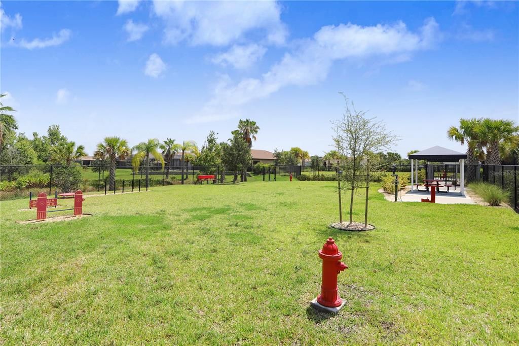 На продажу: $365,000 (2 спален, 2 ванн, 1648 Квадратных фут)