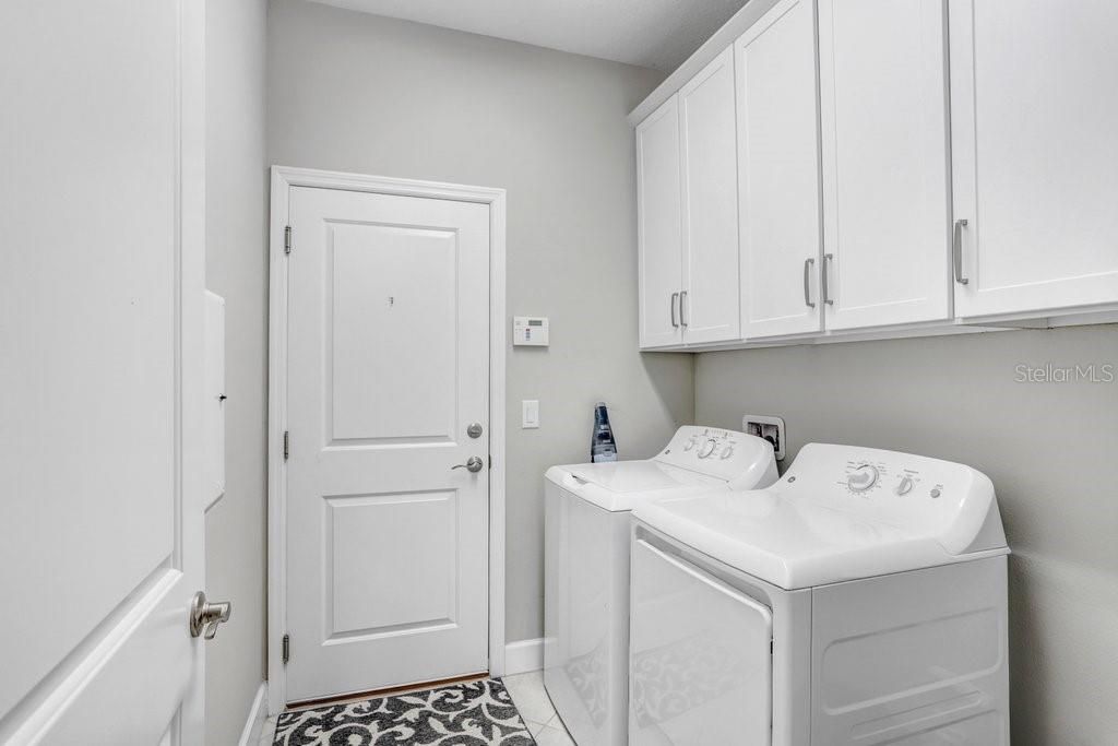 На продажу: $365,000 (2 спален, 2 ванн, 1648 Квадратных фут)