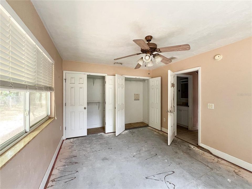 На продажу: $160,000 (3 спален, 2 ванн, 1373 Квадратных фут)