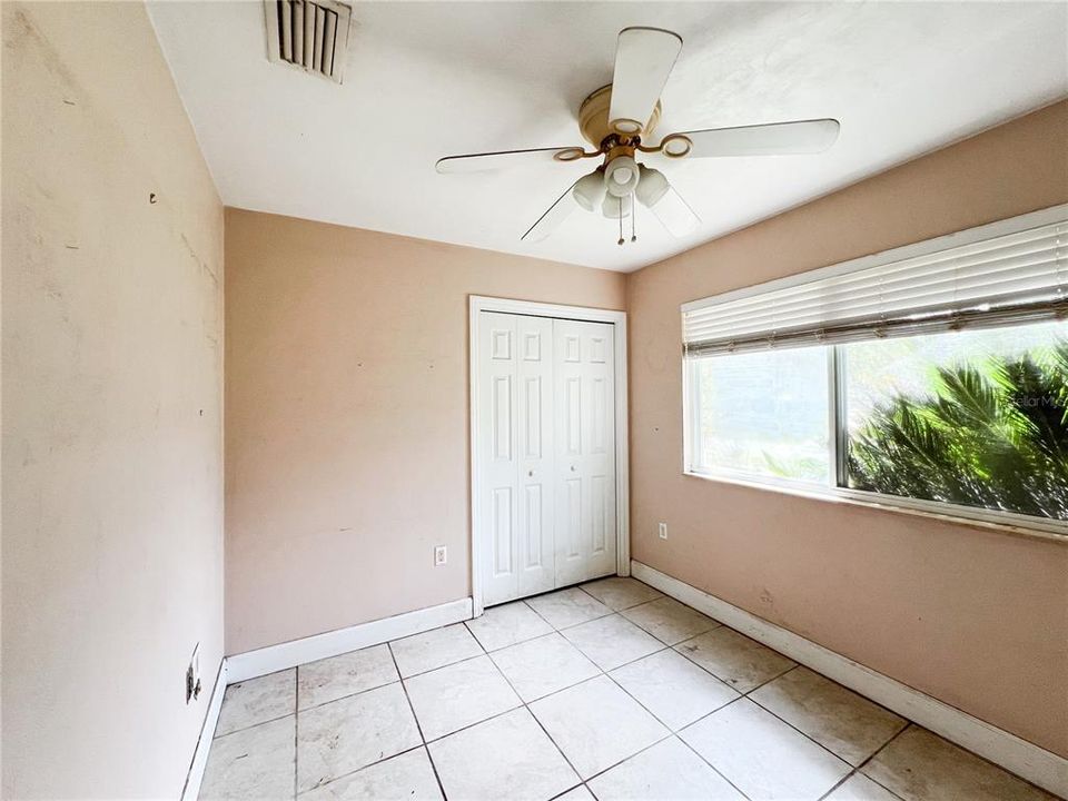 На продажу: $160,000 (3 спален, 2 ванн, 1373 Квадратных фут)