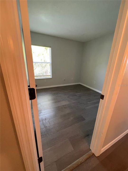 合同活跃: $1,650 (3 贝兹, 2 浴室, 1344 平方英尺)