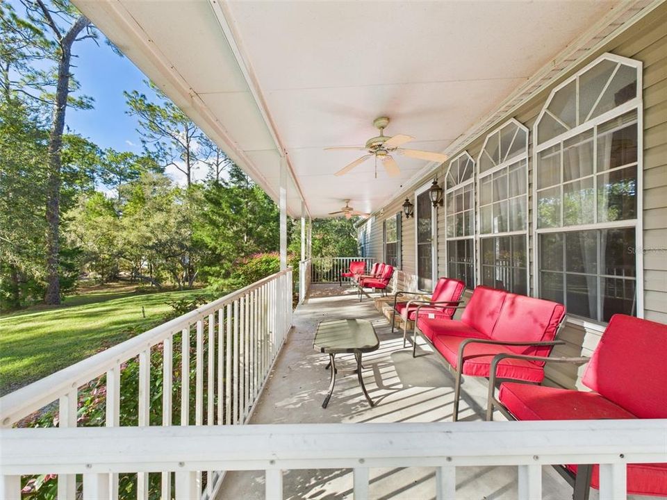 待售: $375,000 (3 贝兹, 2 浴室, 2349 平方英尺)