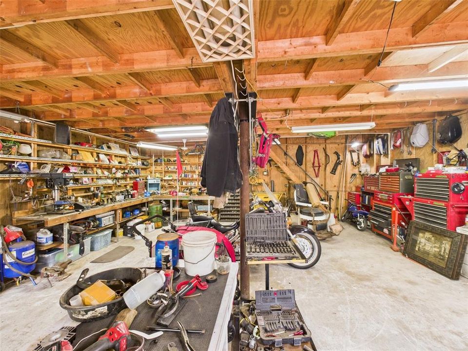 待售: $375,000 (3 贝兹, 2 浴室, 2349 平方英尺)