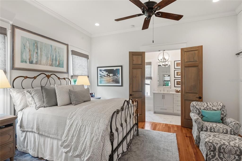 En Venta: $3,100,000 (5 camas, 4 baños, 3847 Pies cuadrados)