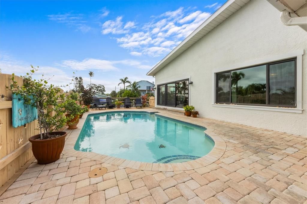 For Sale: $2,800,000 (5 beds, 3 baths, 3778 Square Feet)