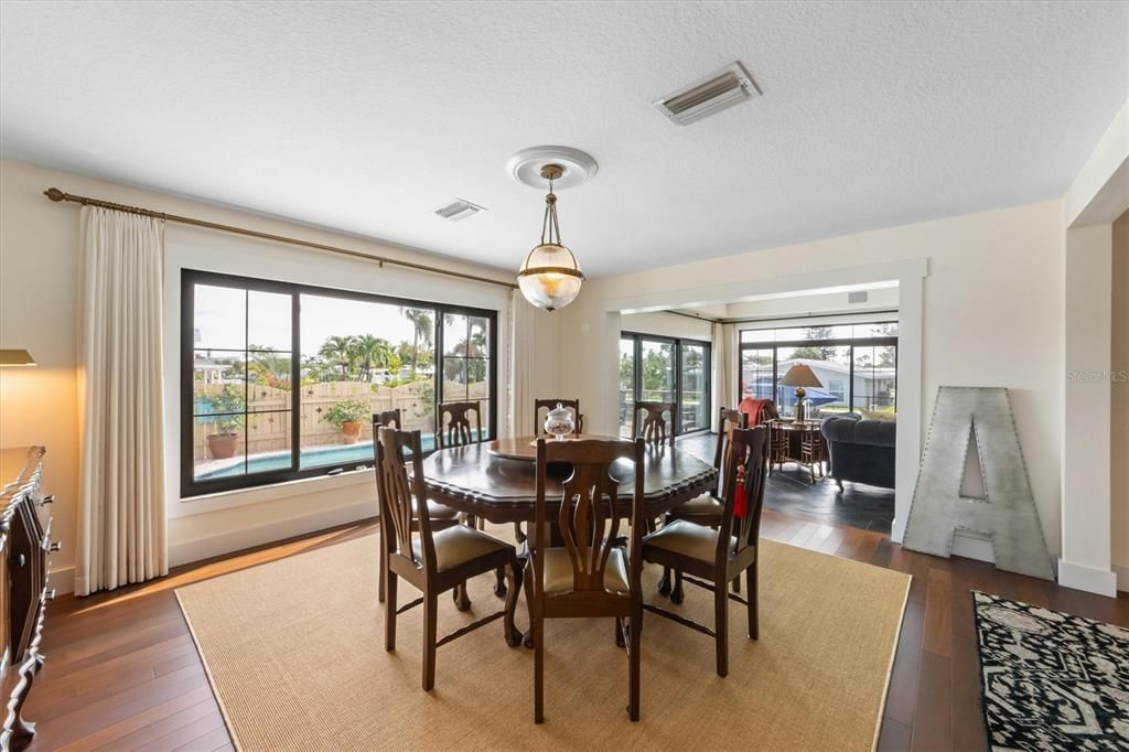 For Sale: $2,800,000 (5 beds, 3 baths, 3778 Square Feet)