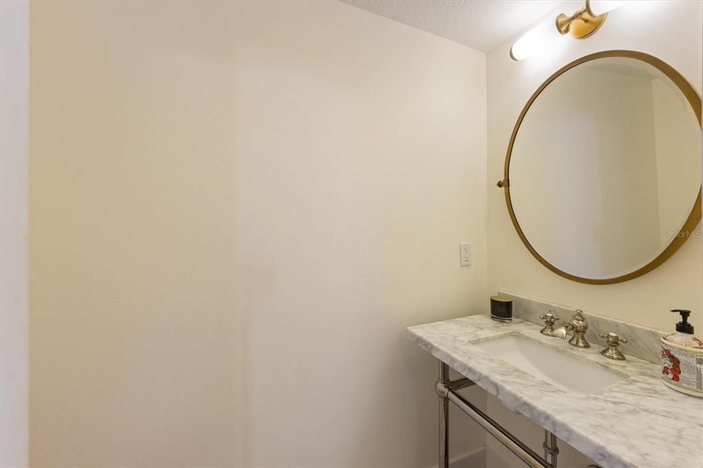 For Sale: $2,800,000 (5 beds, 3 baths, 3778 Square Feet)