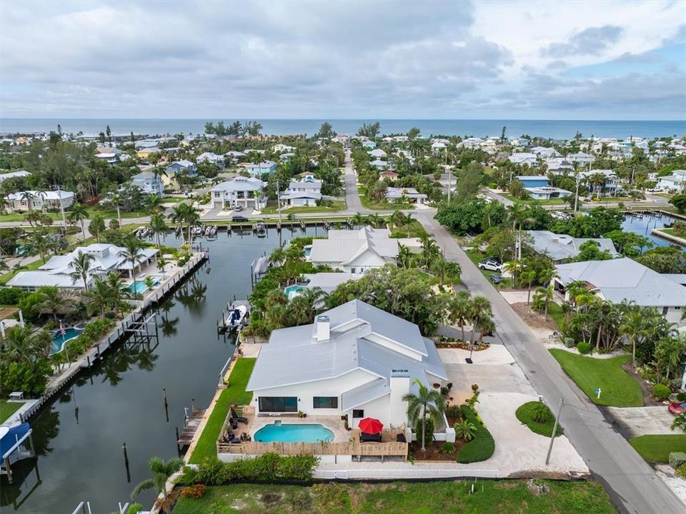 For Sale: $2,800,000 (5 beds, 3 baths, 3778 Square Feet)