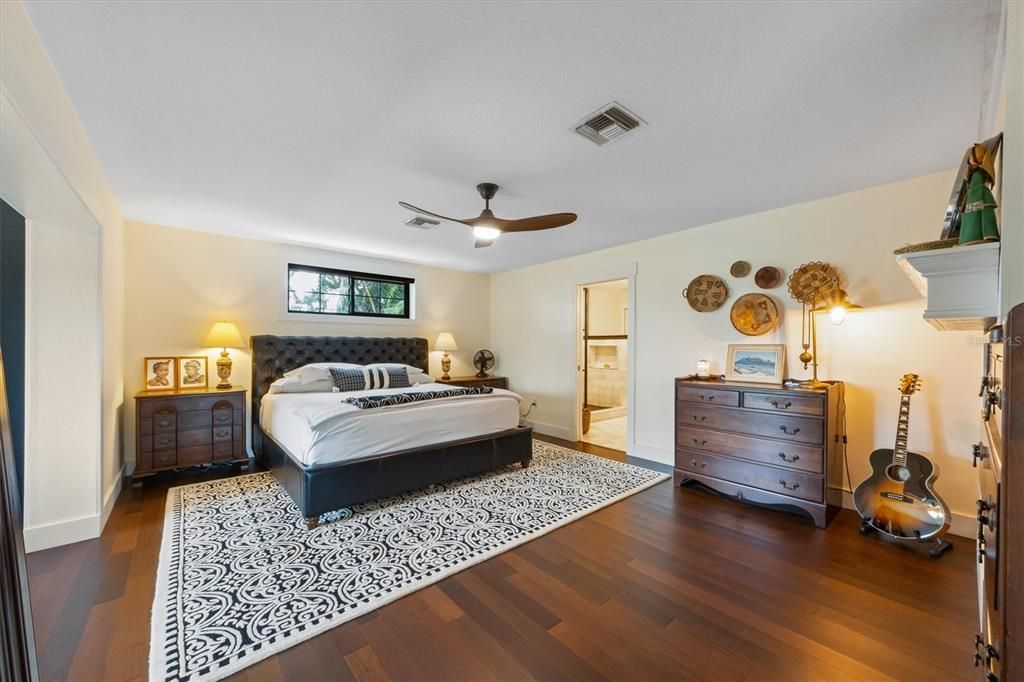 For Sale: $2,800,000 (5 beds, 3 baths, 3778 Square Feet)