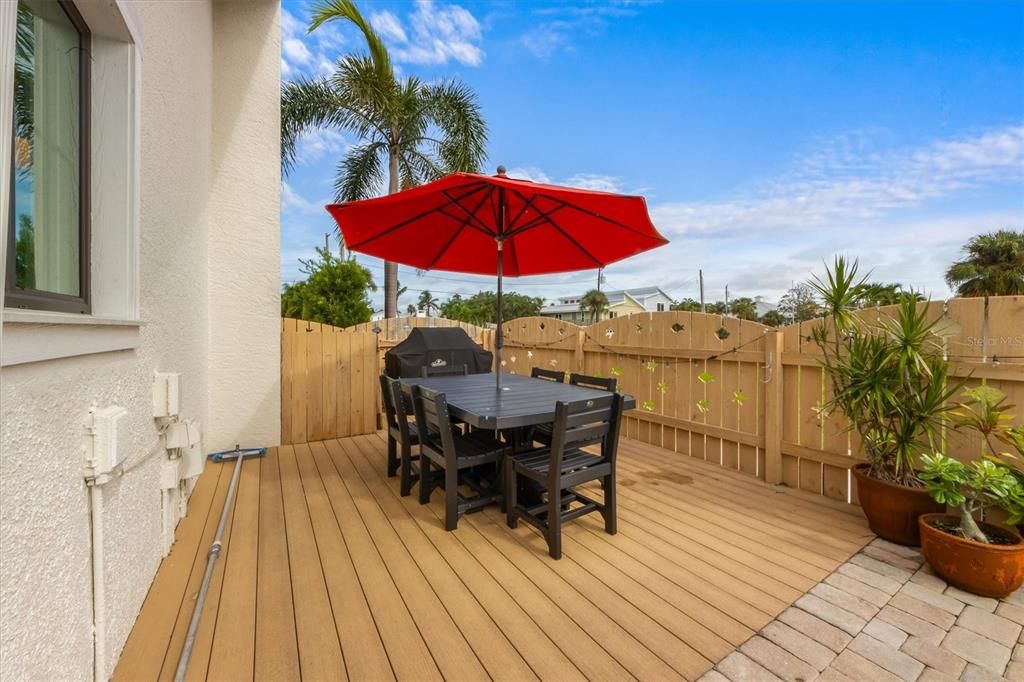 For Sale: $2,800,000 (5 beds, 3 baths, 3778 Square Feet)