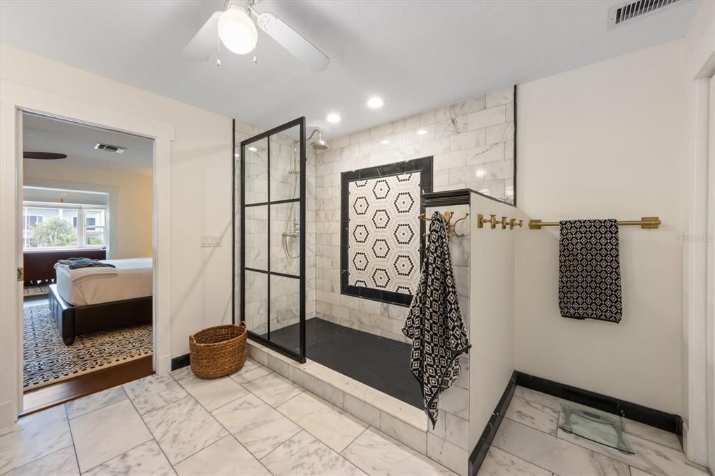 For Sale: $2,800,000 (5 beds, 3 baths, 3778 Square Feet)