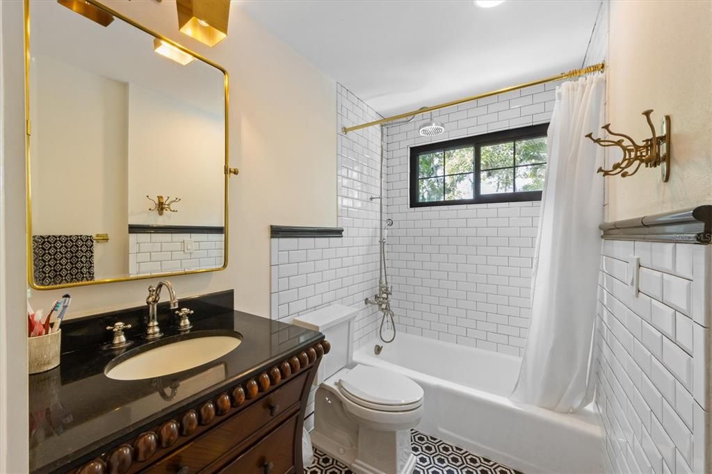 For Sale: $2,800,000 (5 beds, 3 baths, 3778 Square Feet)