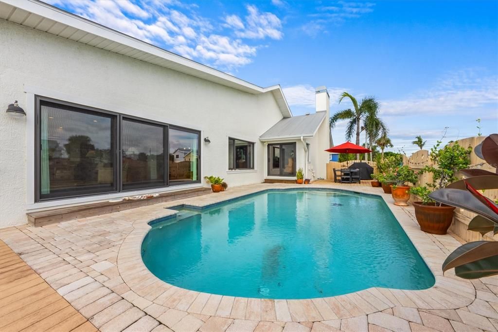 For Sale: $2,800,000 (5 beds, 3 baths, 3778 Square Feet)