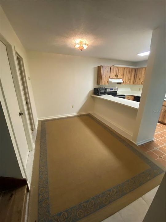 For Rent: $2,650 (2 beds, 2 baths, 1328 Square Feet)