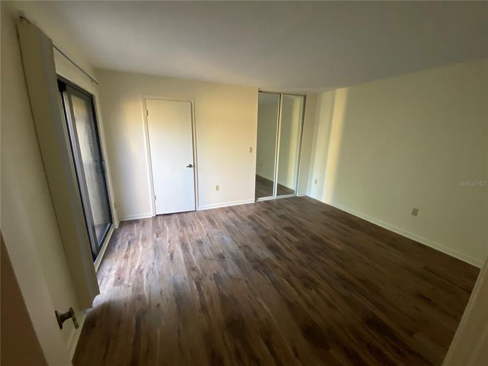 For Rent: $2,650 (2 beds, 2 baths, 1328 Square Feet)