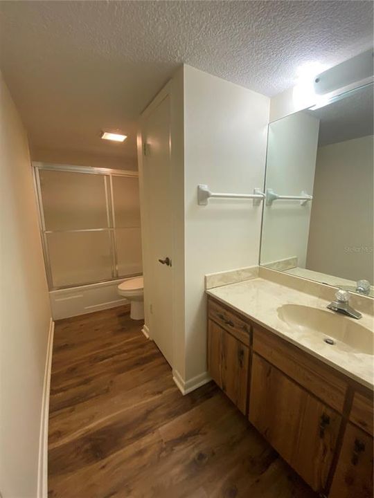 For Rent: $2,650 (2 beds, 2 baths, 1328 Square Feet)