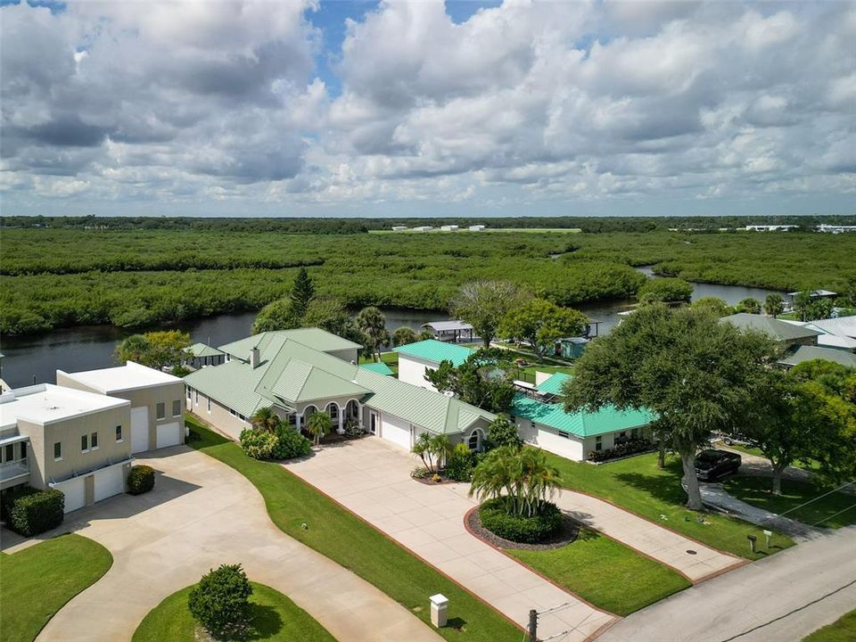 En Venta: $2,375,000 (4 camas, 3 baños, 4355 Pies cuadrados)