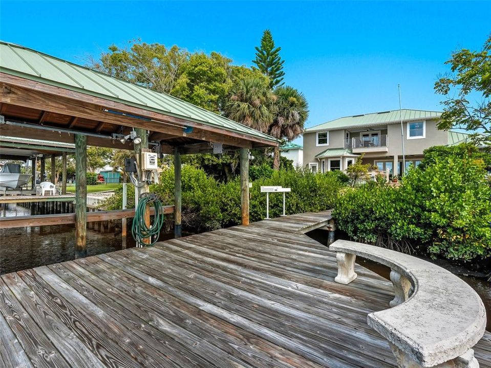 En Venta: $2,375,000 (4 camas, 3 baños, 4355 Pies cuadrados)