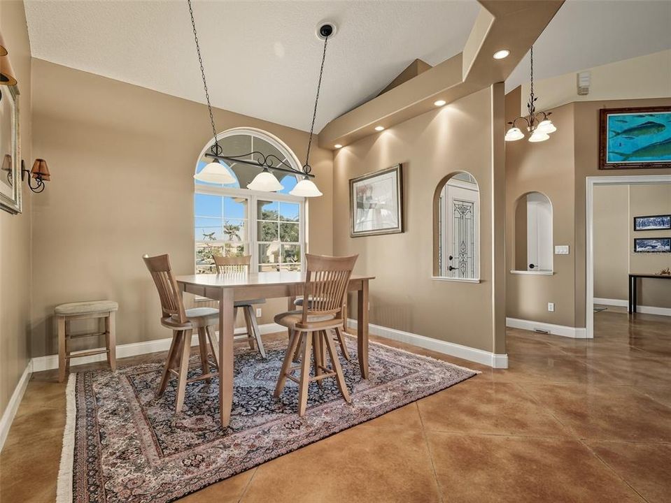 En Venta: $2,375,000 (4 camas, 3 baños, 4355 Pies cuadrados)