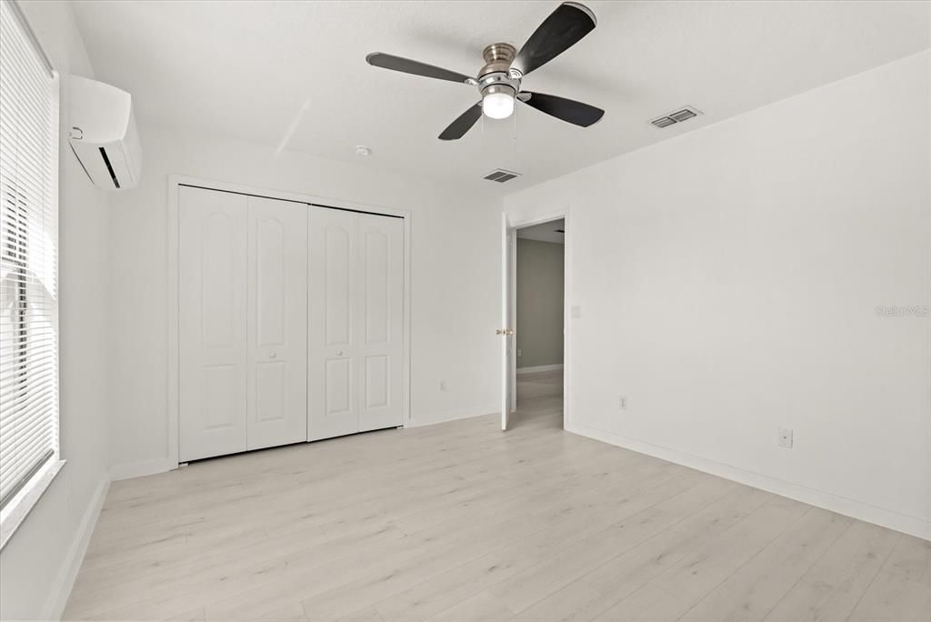 En Venta: $950,000 (6 camas, 4 baños, 4767 Pies cuadrados)