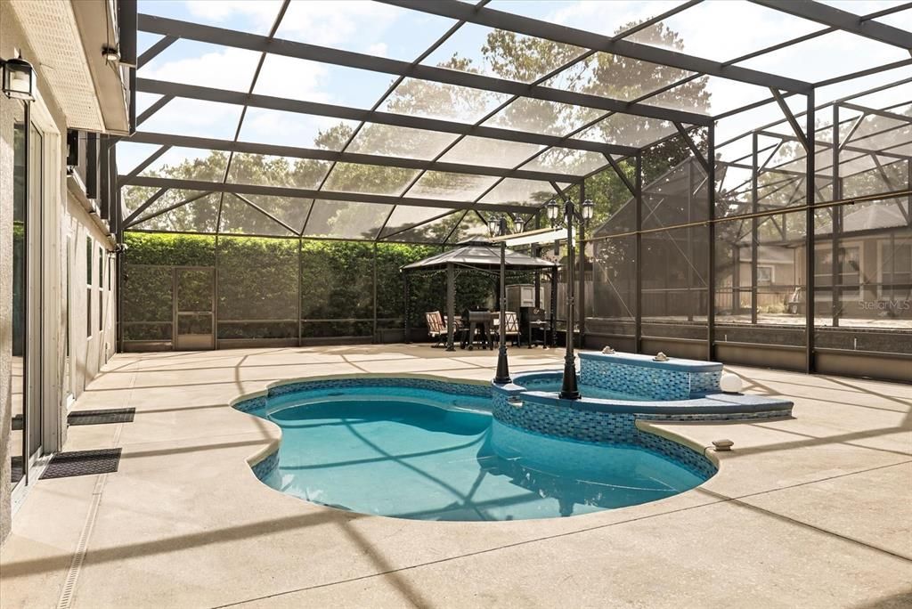 En Venta: $950,000 (6 camas, 4 baños, 4767 Pies cuadrados)